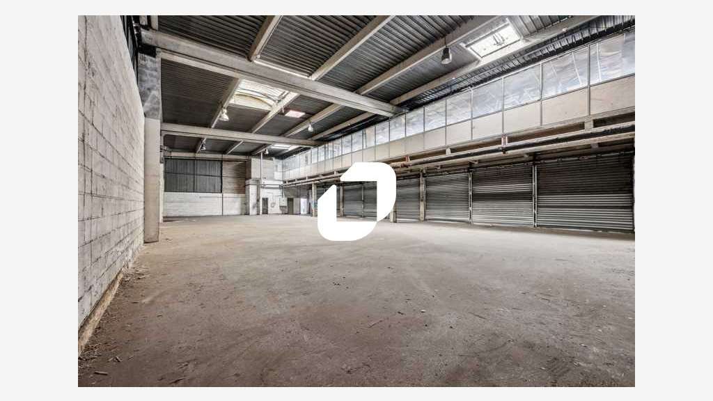 A louer Local d'activité 1015m² Aulnay sous bois