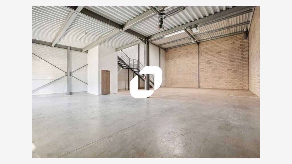 A louer Local d'activité 734m² Aulnay sous bois