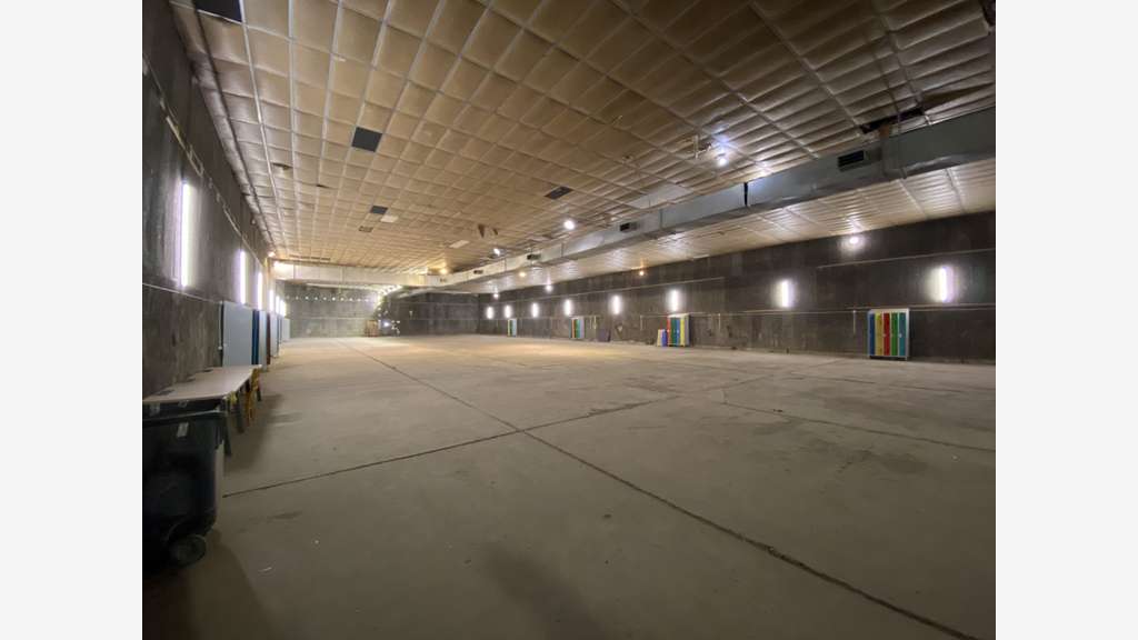 A louer entrepôt de 1200m² à Aunay-sous-Auneau