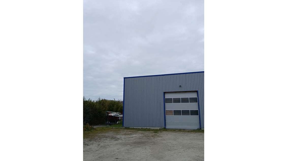 A louer entrepôt 230m² secteur d'Auray