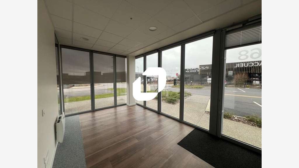 A louer Local d'activité 684m² Avelin
