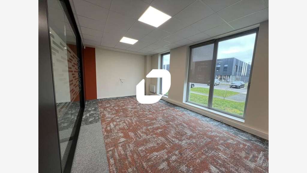 A louer Local d'activité 684m² Avelin
