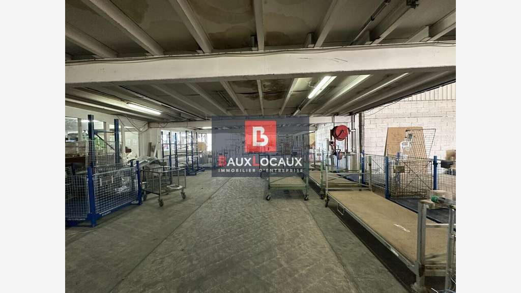 Entrepôt logistique à louer à Avignon Fontcouverte