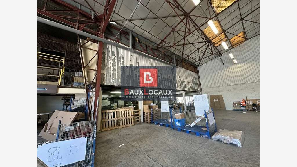 Entrepôt logistique à louer à Avignon Fontcouverte
