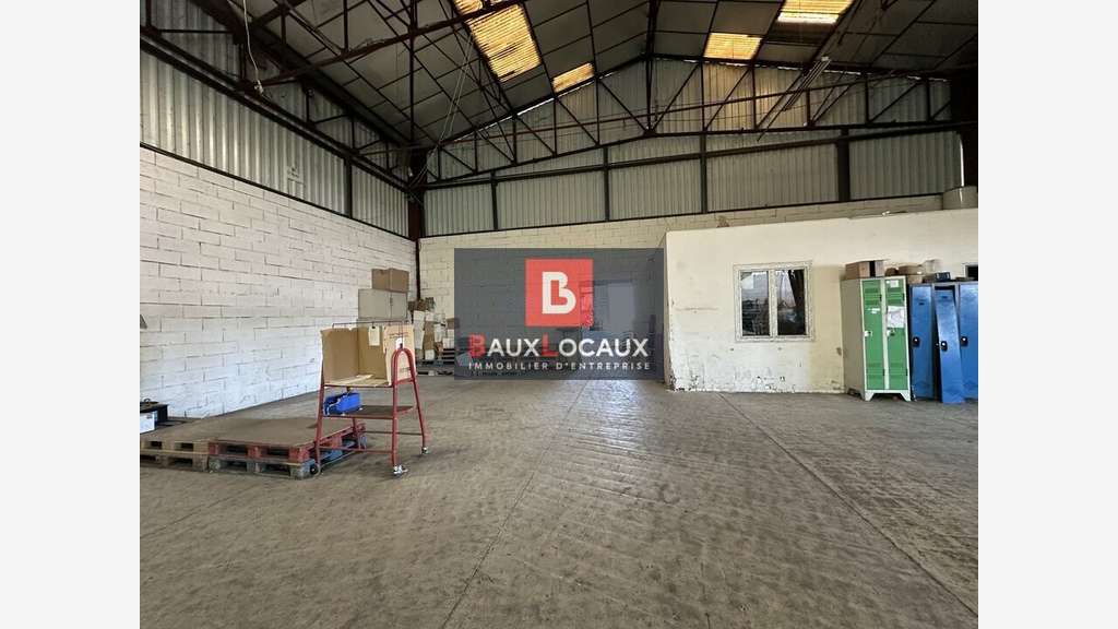 Entrepôt logistique à louer à Avignon Fontcouverte