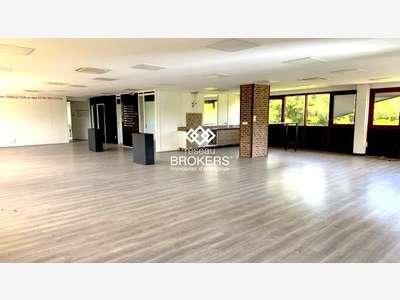 Immeuble indépendant à louer  empl N°1 Avignon Sud
