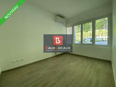 Local professionnel 39m² à louer à Avignon