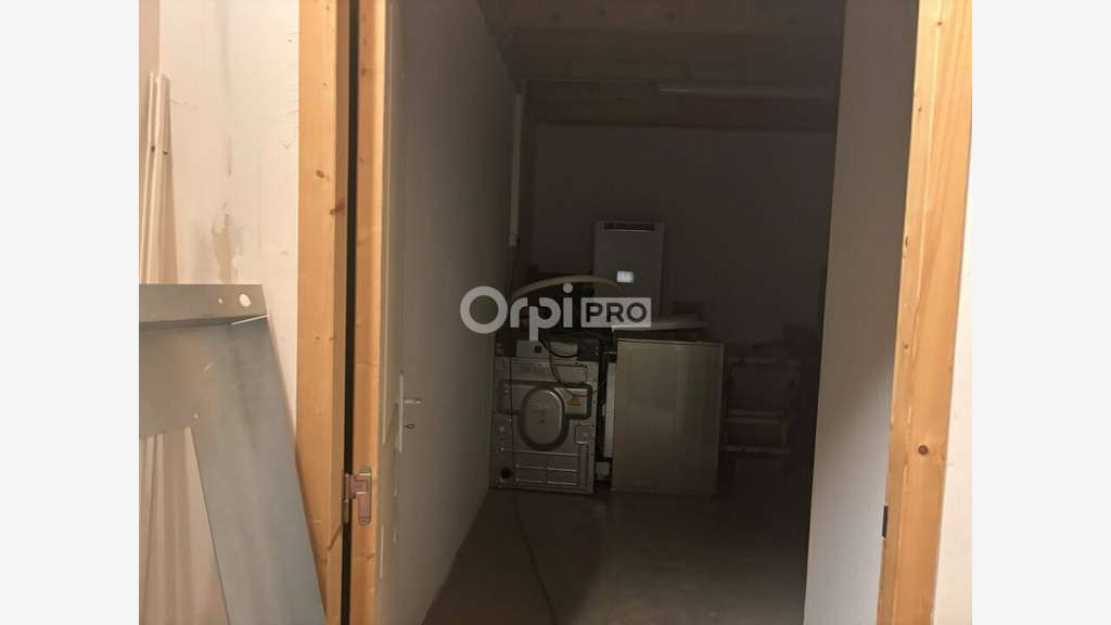 Local d'activité bureaux de 214m² à louer Avignon