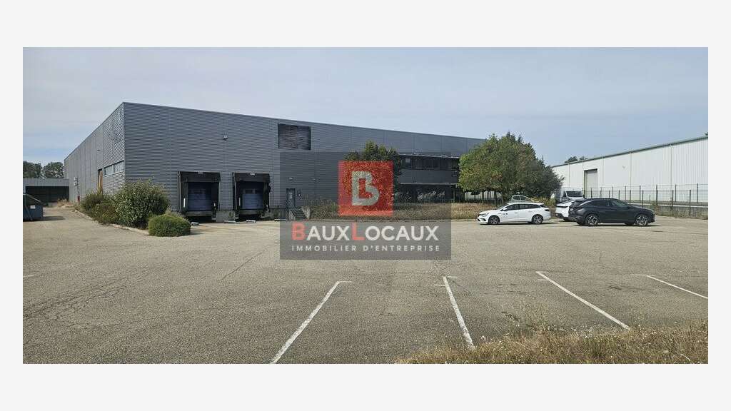 Entrepôt logistique 3875m² à louer proche Avignon