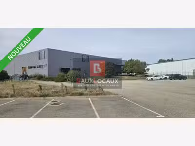 Entrepôt logistique 3875m² à louer proche Avignon