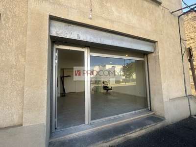 Local professionnel très bon état à louer Avignon