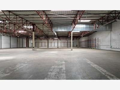 À louer entrepôt logistique de 8 911m² à Avignon