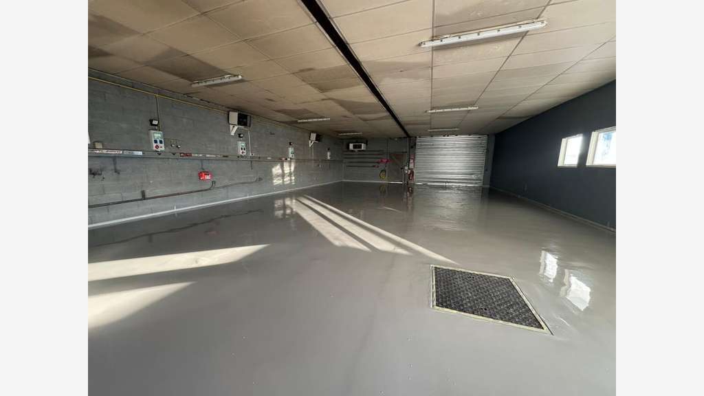 Bien commercial 422m² à louer Aÿ-Champagne