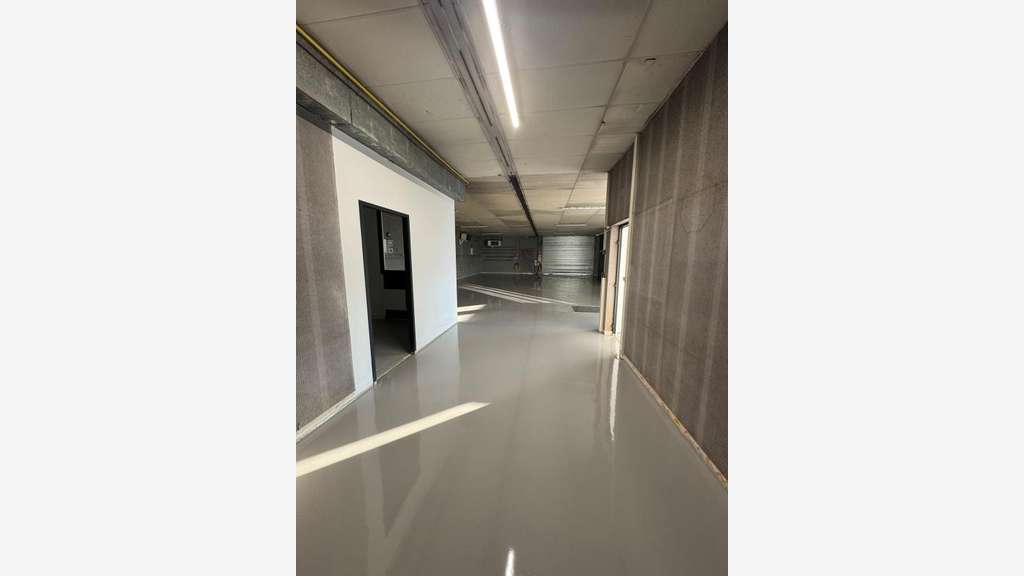 Bien commercial 422m² à louer Aÿ-Champagne