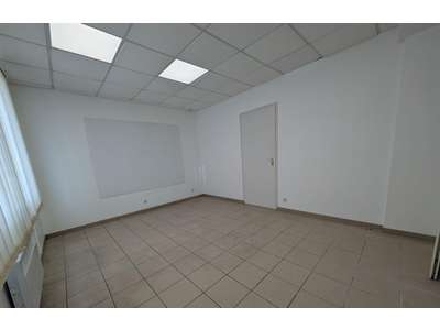 Location Locaux d'activités - Entrepôts à Aytré