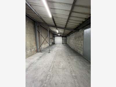 A louer bâtiment d'activité 245m² ZA Aytré