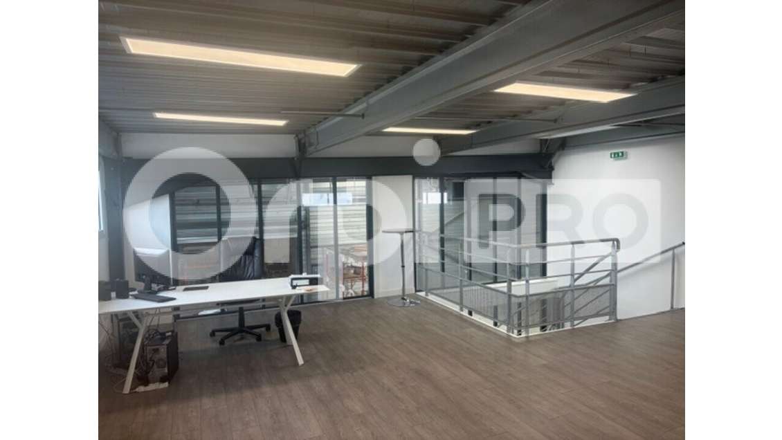 LOCAL D'ACTIVITE A LOUER