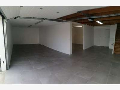 Showroom / Dépôt 110 m² ZAC