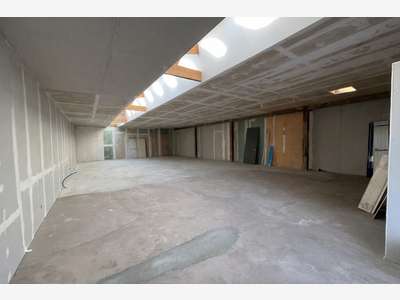 Bâtiment d'activité 200 m²