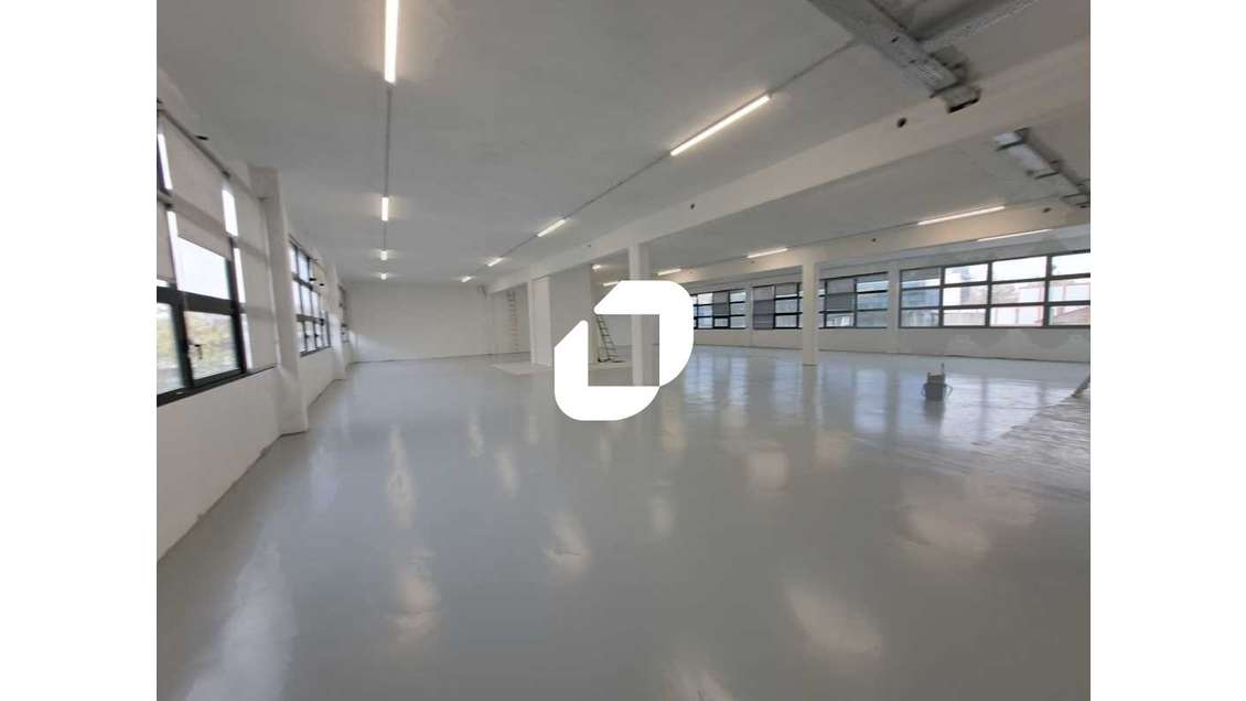 A louer Local d'activité 930m² Bagnolet