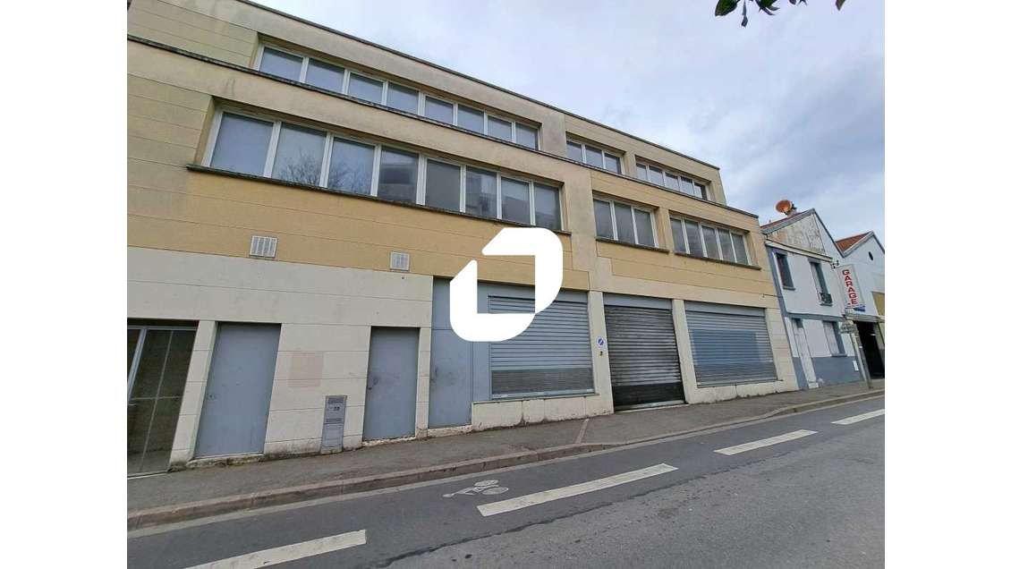 A louer Local d'activité 3683m² Bagnolet