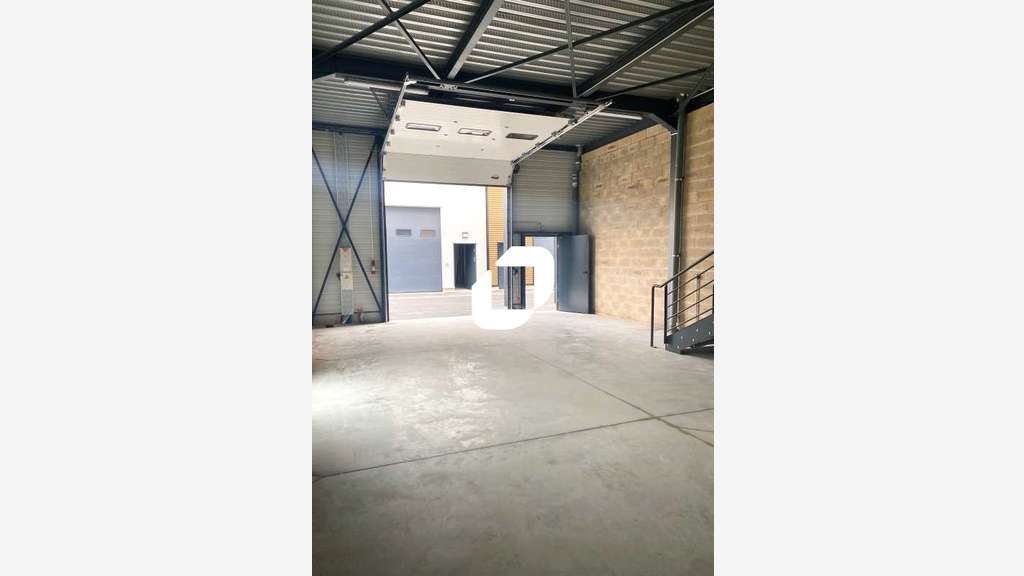 A louer Local d'activité 4728m² Bagnolet