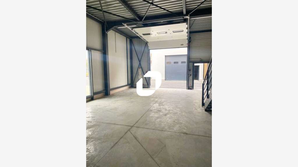 A louer Local d'activité 4728m² Bagnolet