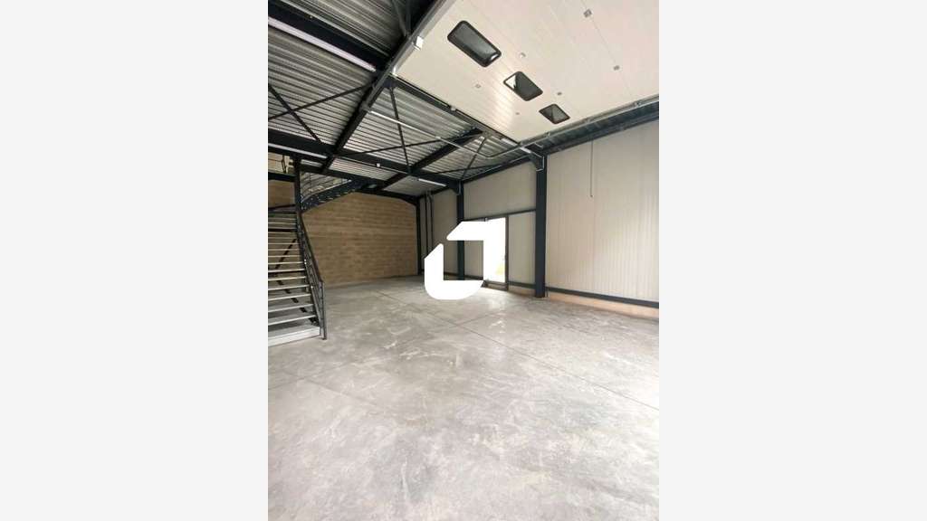 A louer Local d'activité 4728m² Bagnolet