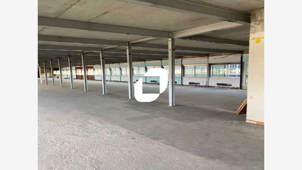 A louer Local d'activité 5840m² Bagnolet