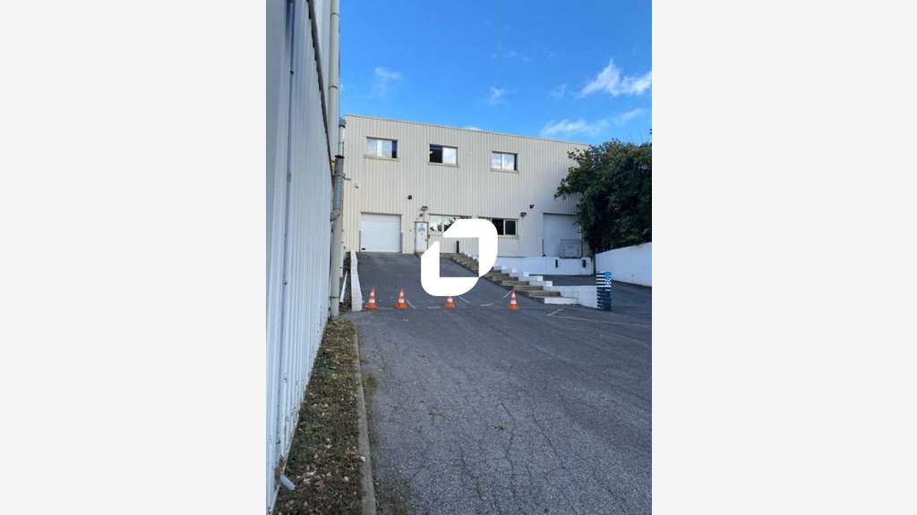 A louer Local d'activité 3850m² Bagnolet