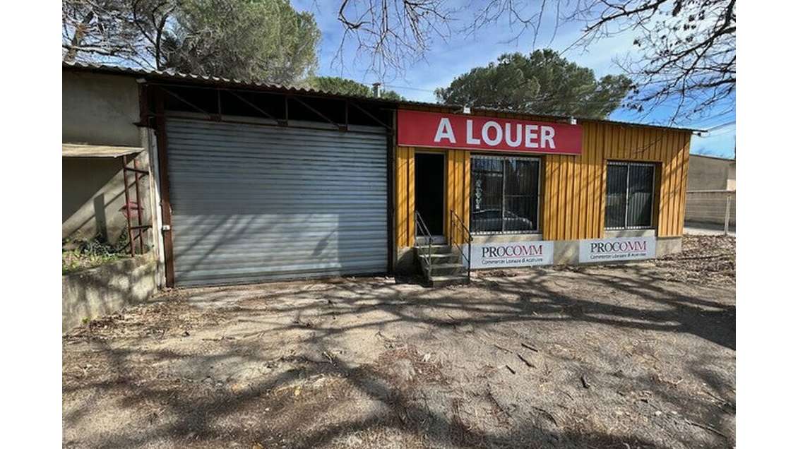 BAGNOLS-SUR-CÈZE - local d'activité DEPOT - E