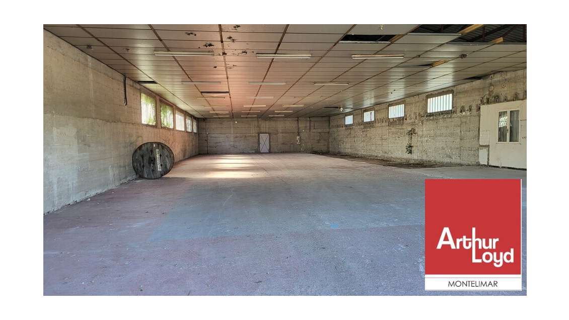 Entrepôt 543m² à louer à Baix proche Cruas-Meysse