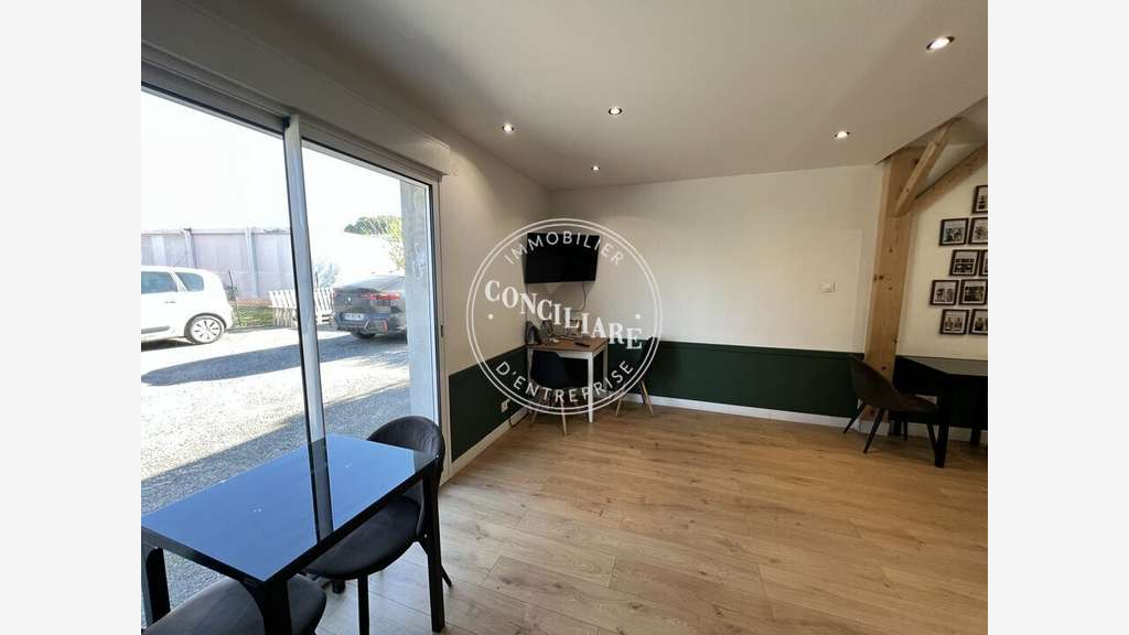 Entrepôt bureau de 200m² à louer à Balma Gramont