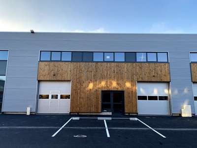 A louer local d'activité neuf 120m² Basse-Goulaine