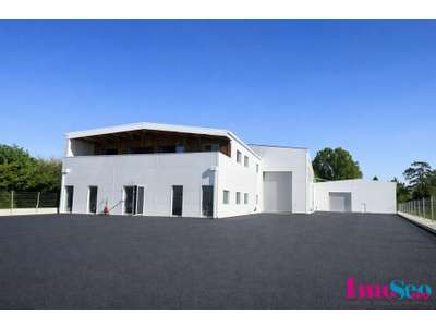 Location Locaux d'activités - Entrepôts à Bassens