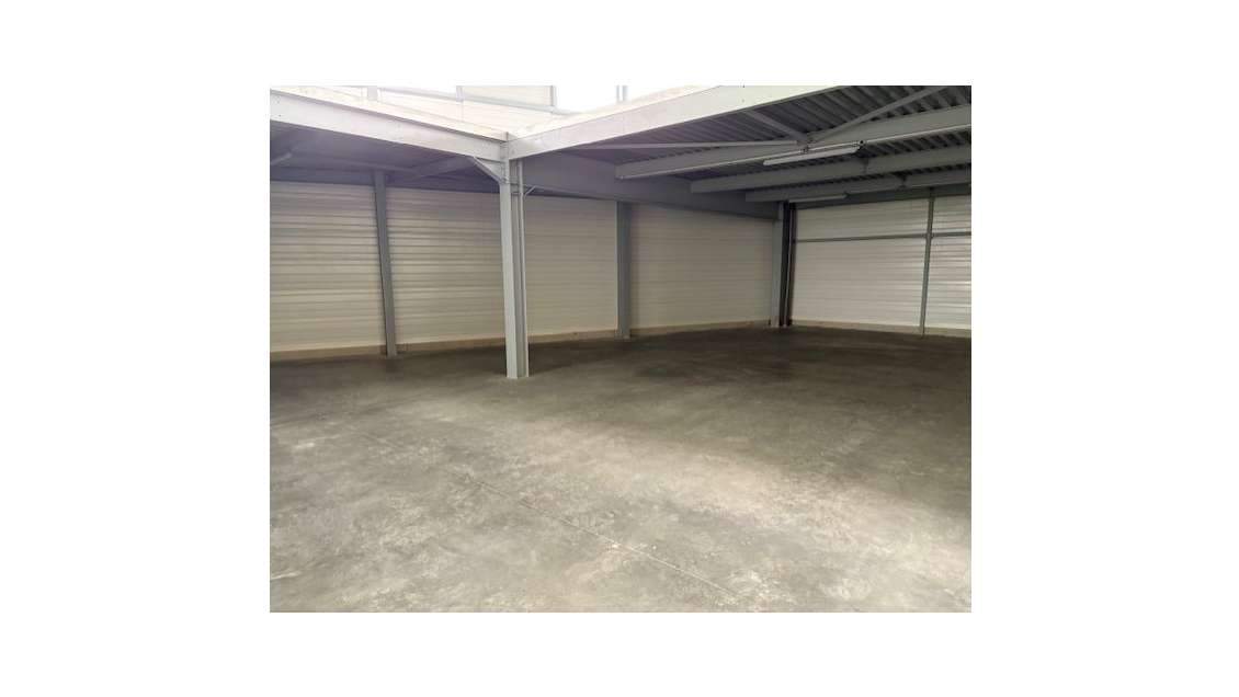 A louer local d'activité neuf proche Bayonne A63