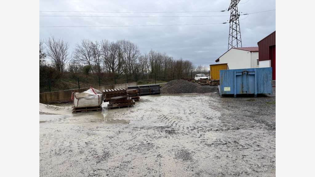 A louer entrepôt neuf 420m² proche A64 sur Bayonne
