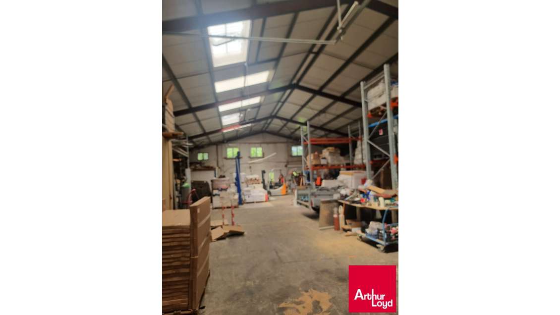 A louer entrepôt 500m² à Bayonne proche autoroute