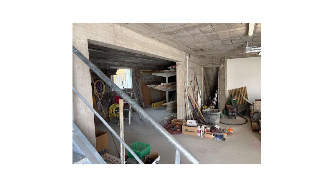 A louer dépôt avec bureaux Bayonne Saint Frédéric