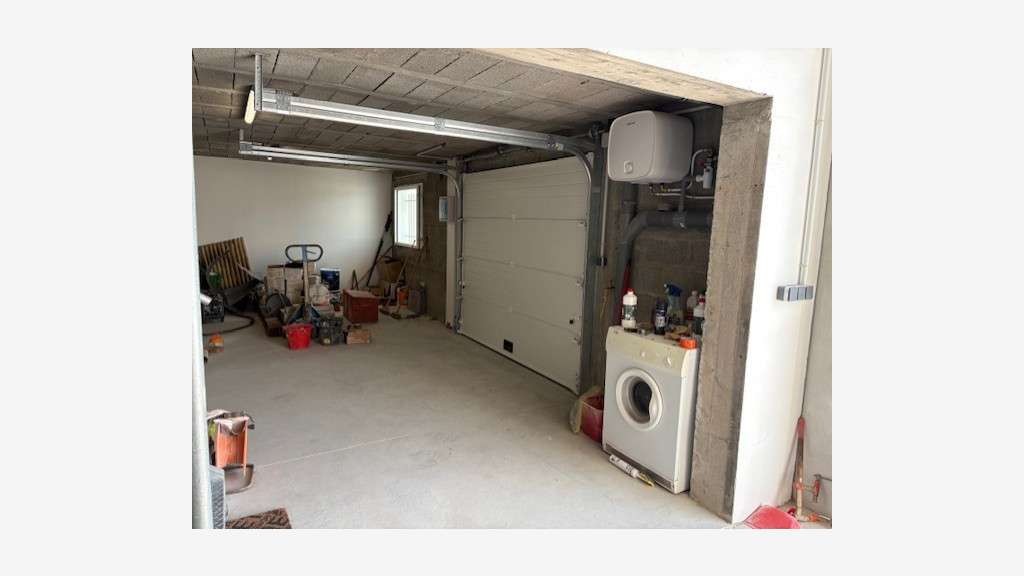 A louer dépôt avec bureaux Bayonne Saint Frédéric