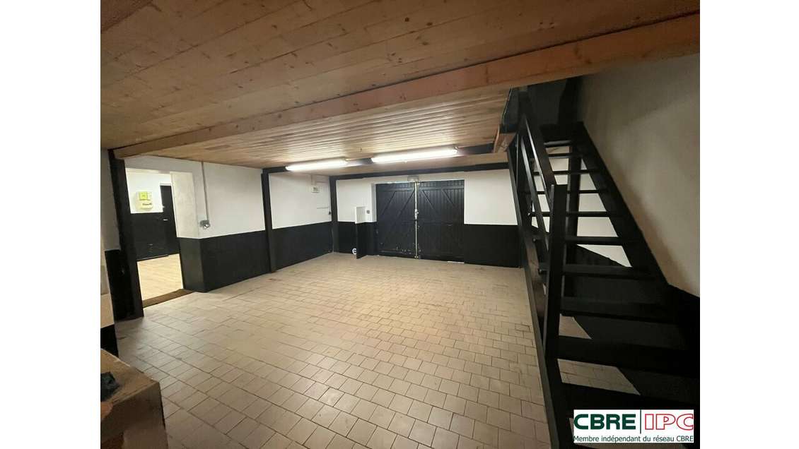 Location local 80m² proche du BAB à Bayonne