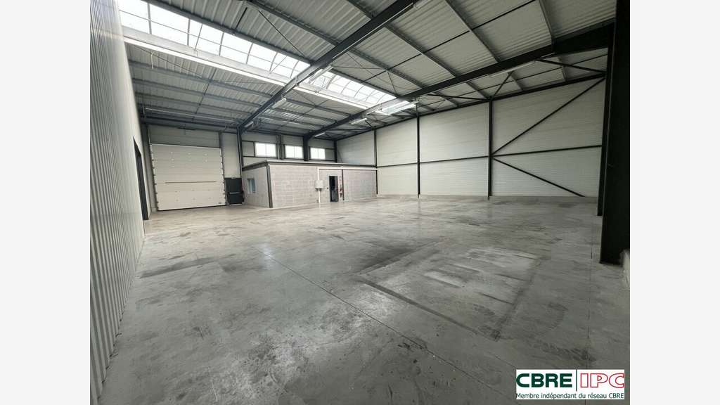 Location local d'activités 599m² à Bayonne