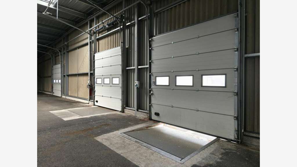 Entrepôt logistique de 2 994m² à louer à Bayonne