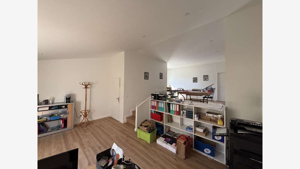 Local 175m² avec stockage extérieur à Bayonne
