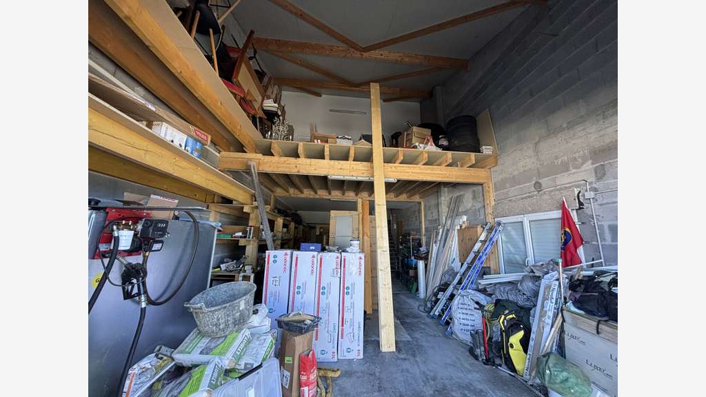 Local 175m² avec stockage extérieur à Bayonne