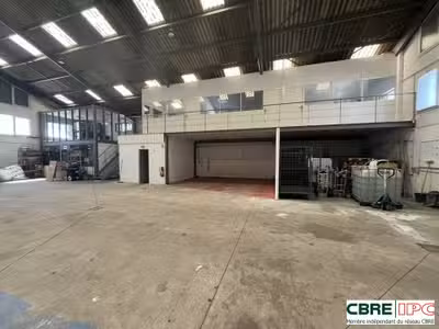 Location local d'activité bureaux 458m² à Bayonne