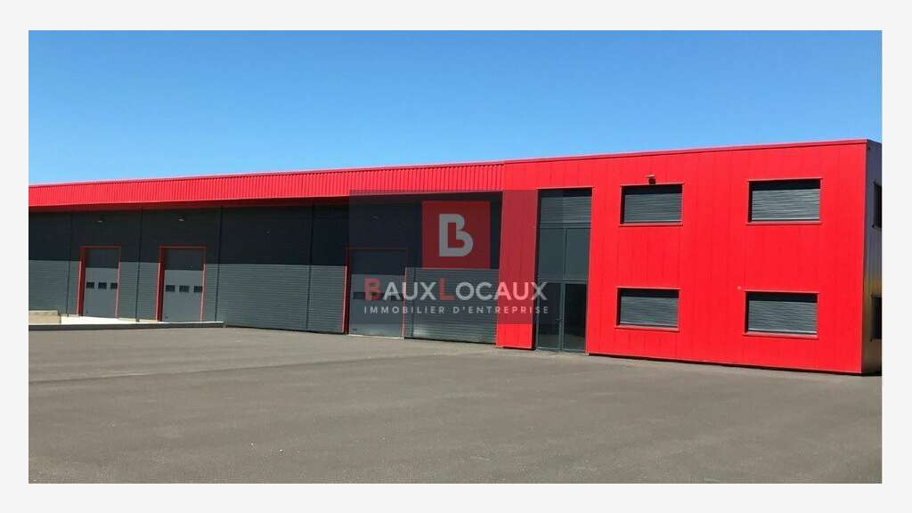 A louer local d'activité 2600m² à Beaucaire