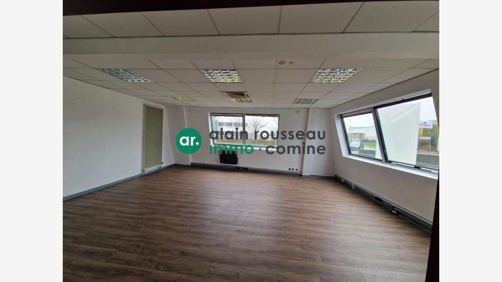 Local 490m² à louer à Angers Ouest / Beaucouzé