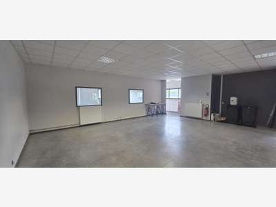 Cellule d'activité 80m² à louer Angers Ouest