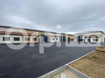 A louer locaux de 287m² à 354m² sur Beaupont